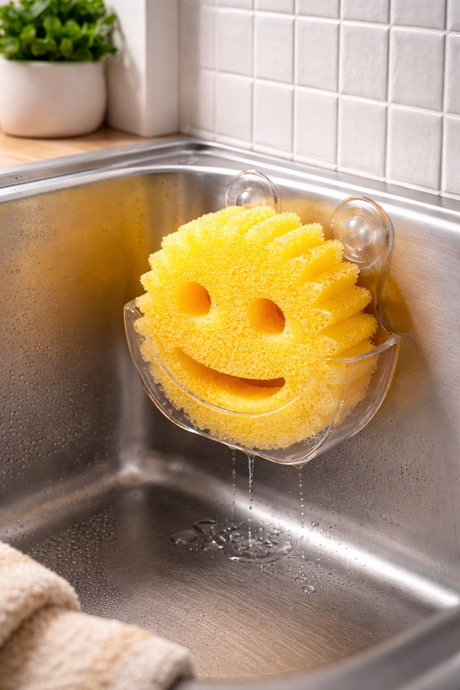 Keep Your Scrub Daddy Clean and Dry with the Daddy Caddy